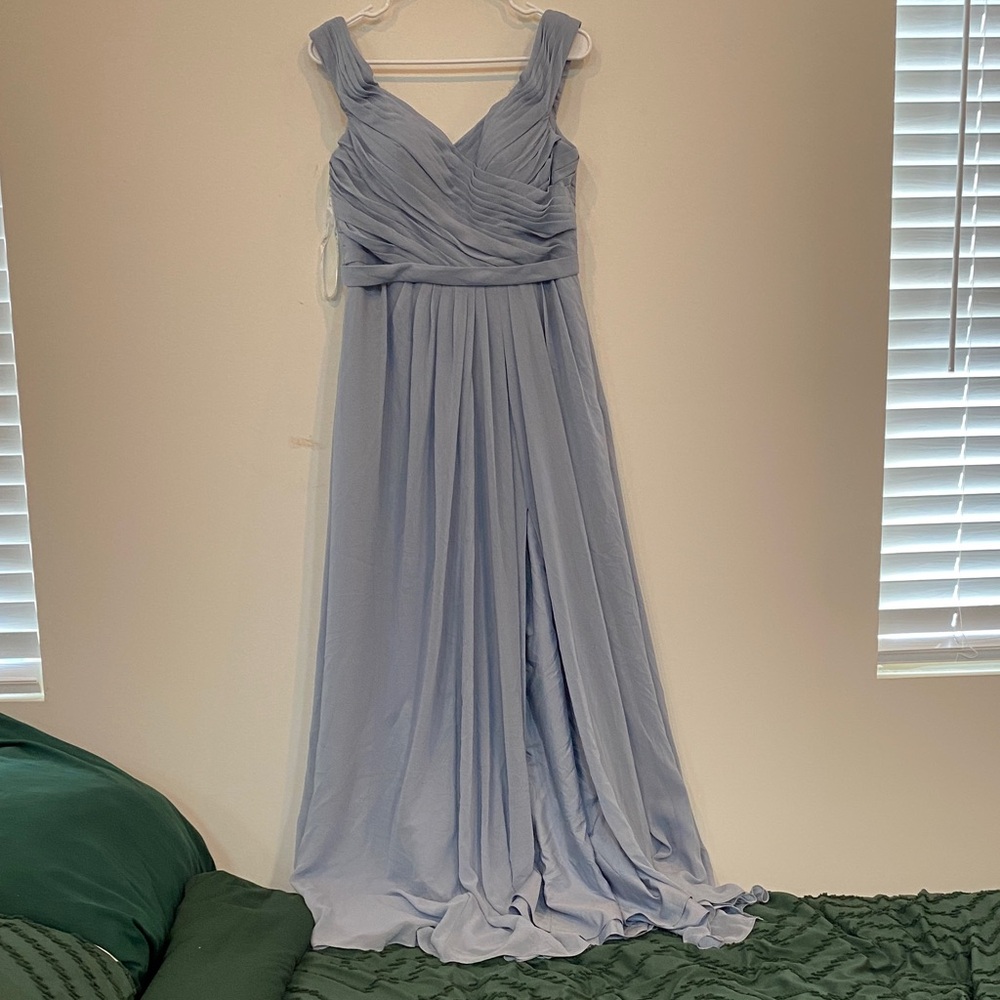 Elegant Blue Evening Gown